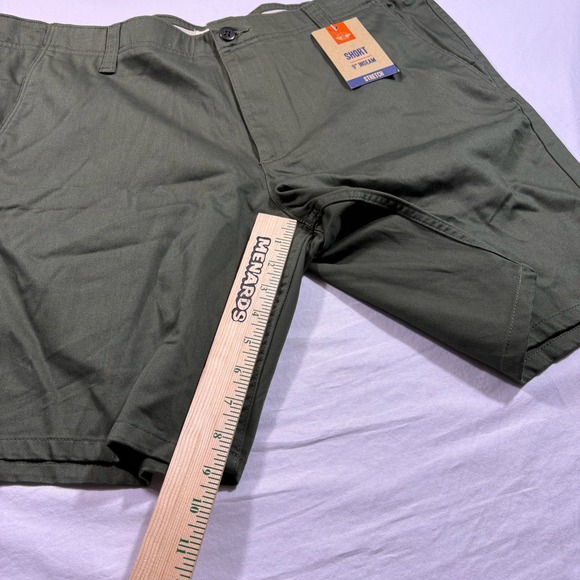 Dockers Mens Classic Fit Stretch Shorts 9 Inch Inseam Olive Green - Picture 5 of 5